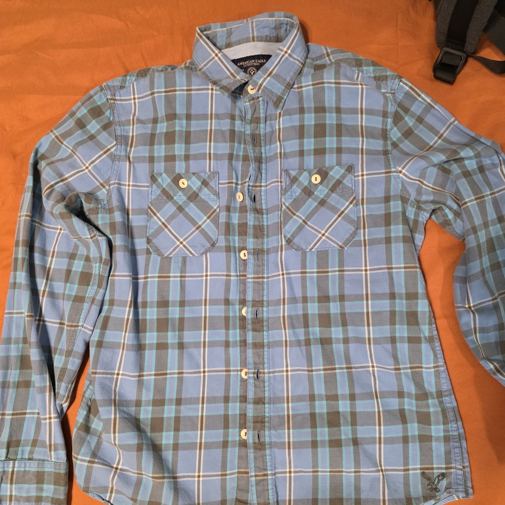 American Eagle Outfitters Blue and Brown Plaid Shirt